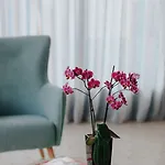 Acta Apartahotel 3*
