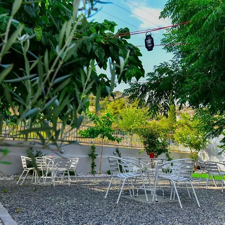 Acta Aparthotel *