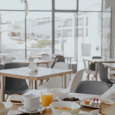 Acta Aparthotel