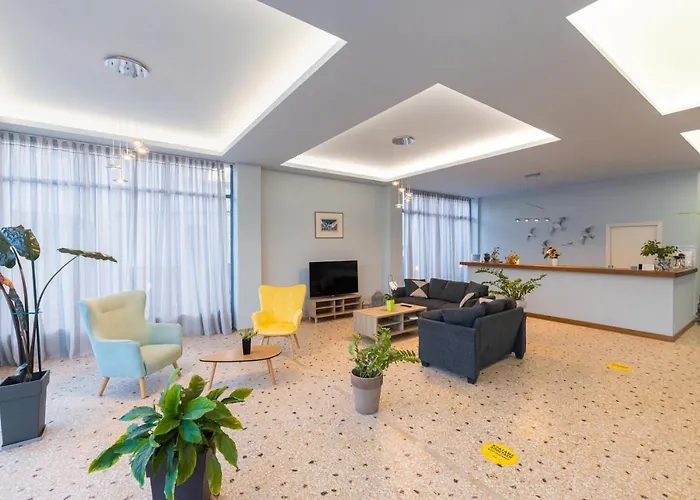 Acta Aparthotel Vivári