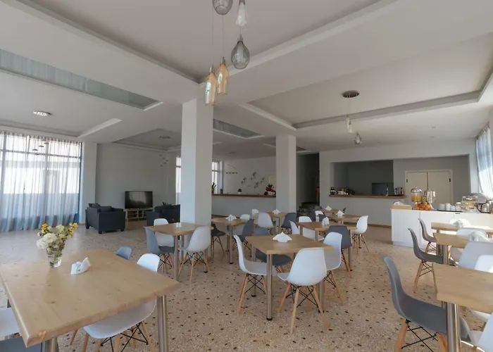 Acta Apartahotel Vivári